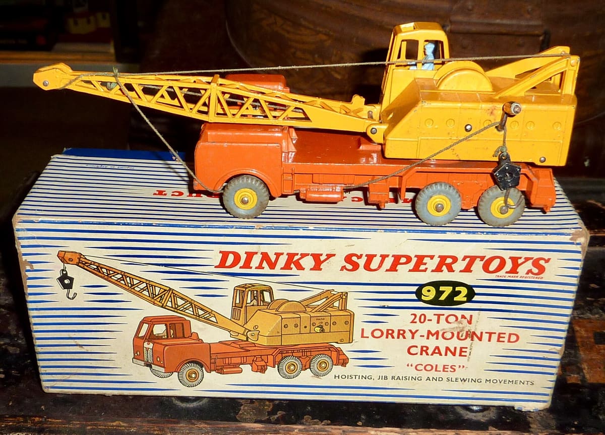 A Dinky Supertoys lorry-mounted crane on its original box